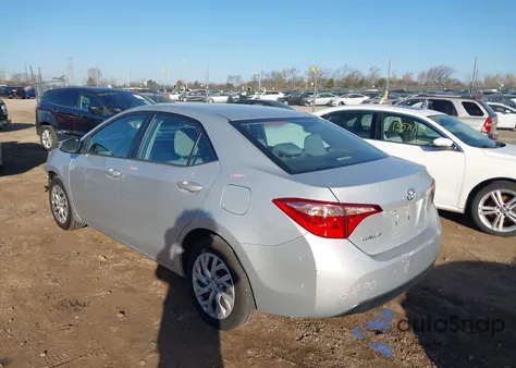 2018 Toyota Corolla Le z USA, uszkodzony, nr VIN 2T1BURHE4JC119159